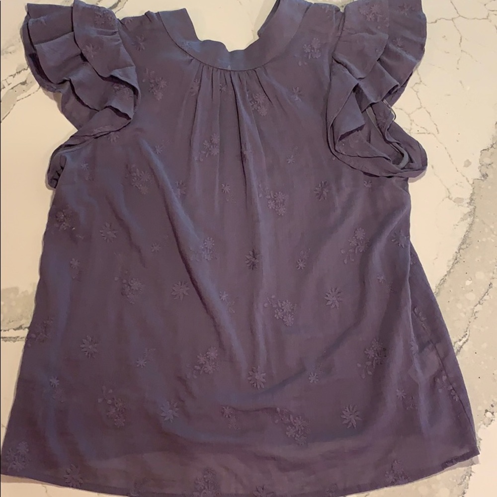 1.STATE Ruffle Sleeve Shirt